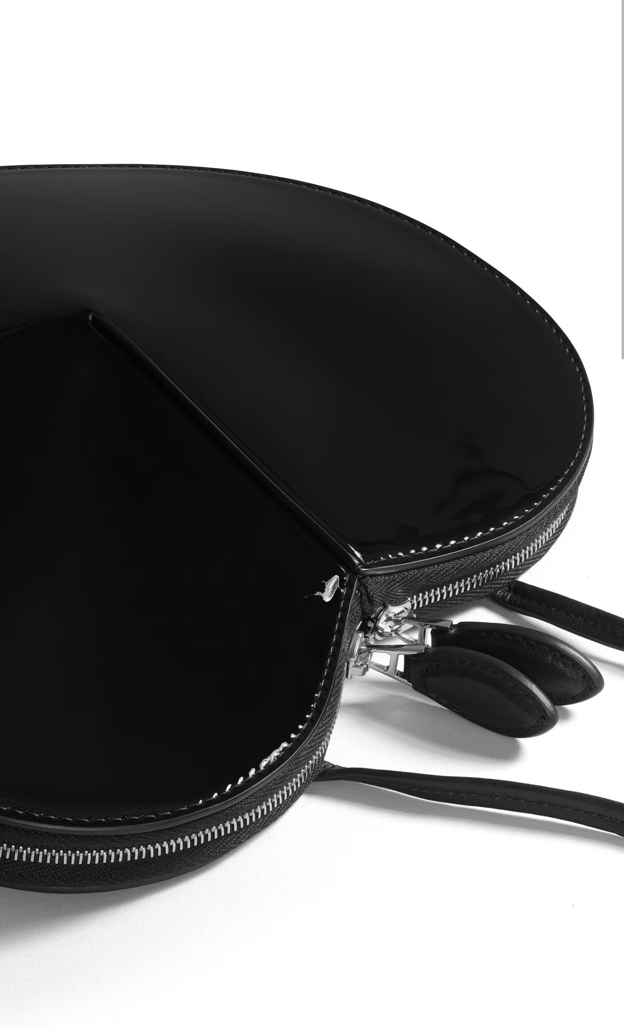 Alaïa Le Coeur Patent Leather